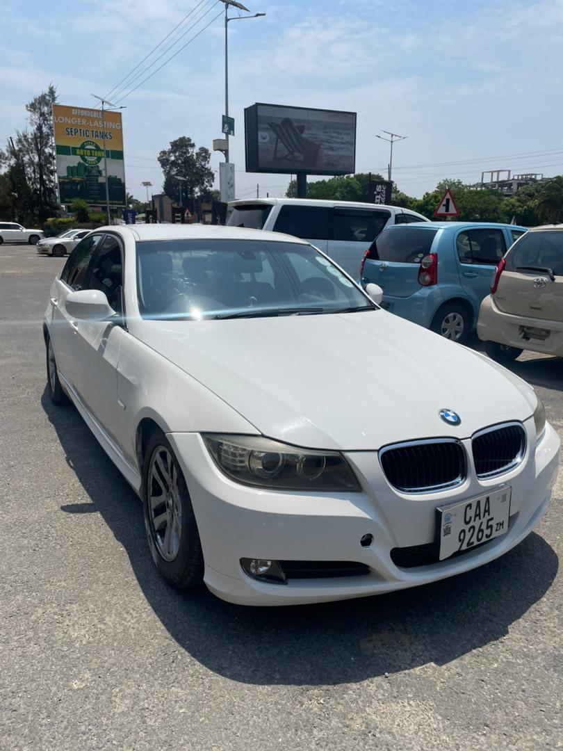 BMW 320i 2011