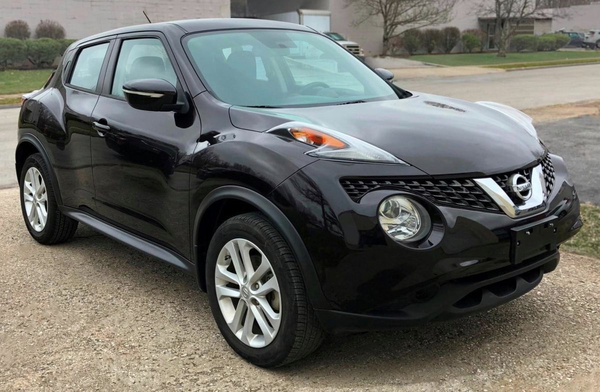 Nissan Juke 2012 - Side View