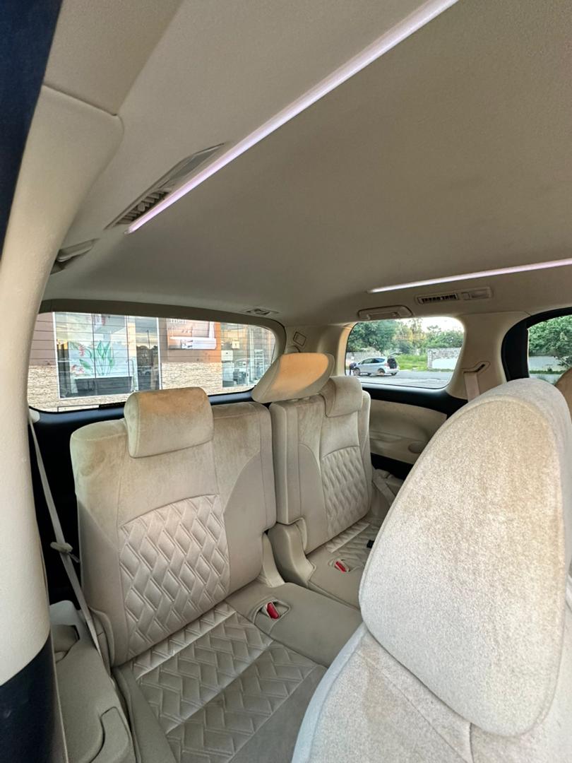 Toyota Alphard View 4