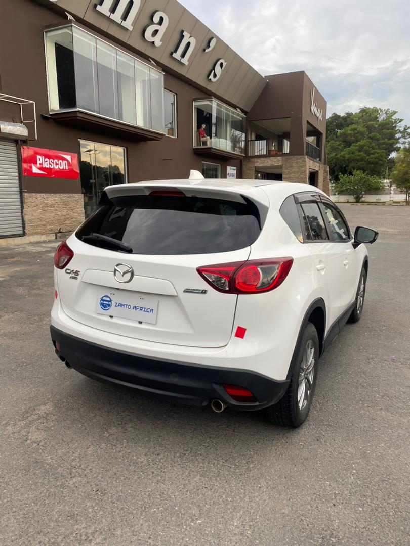 Mazda CX-5 2012 - Interior